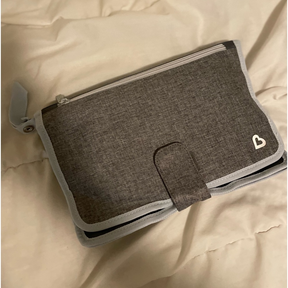 Munchkin Diaper organization